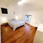 Chaleureux Au Pied De La Cite Avec Parking Апартаменты *