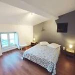 Апартаменты Chaleureux Au Pied De La Cite Avec Parking Каркассон