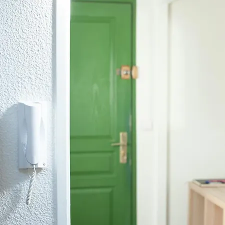 Chaleureux Au Pied De La Cite Avec Parking 아파트 *