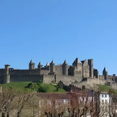 아파트 Chaleureux Au Pied De La Cite Avec Parking *