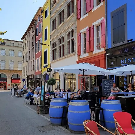 Chaleureux Au Pied De La Cite Avec Parking * Каркассон